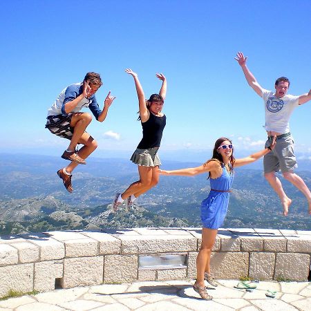 Montenegro Hostel B&B Podgorica Ngoại thất bức ảnh