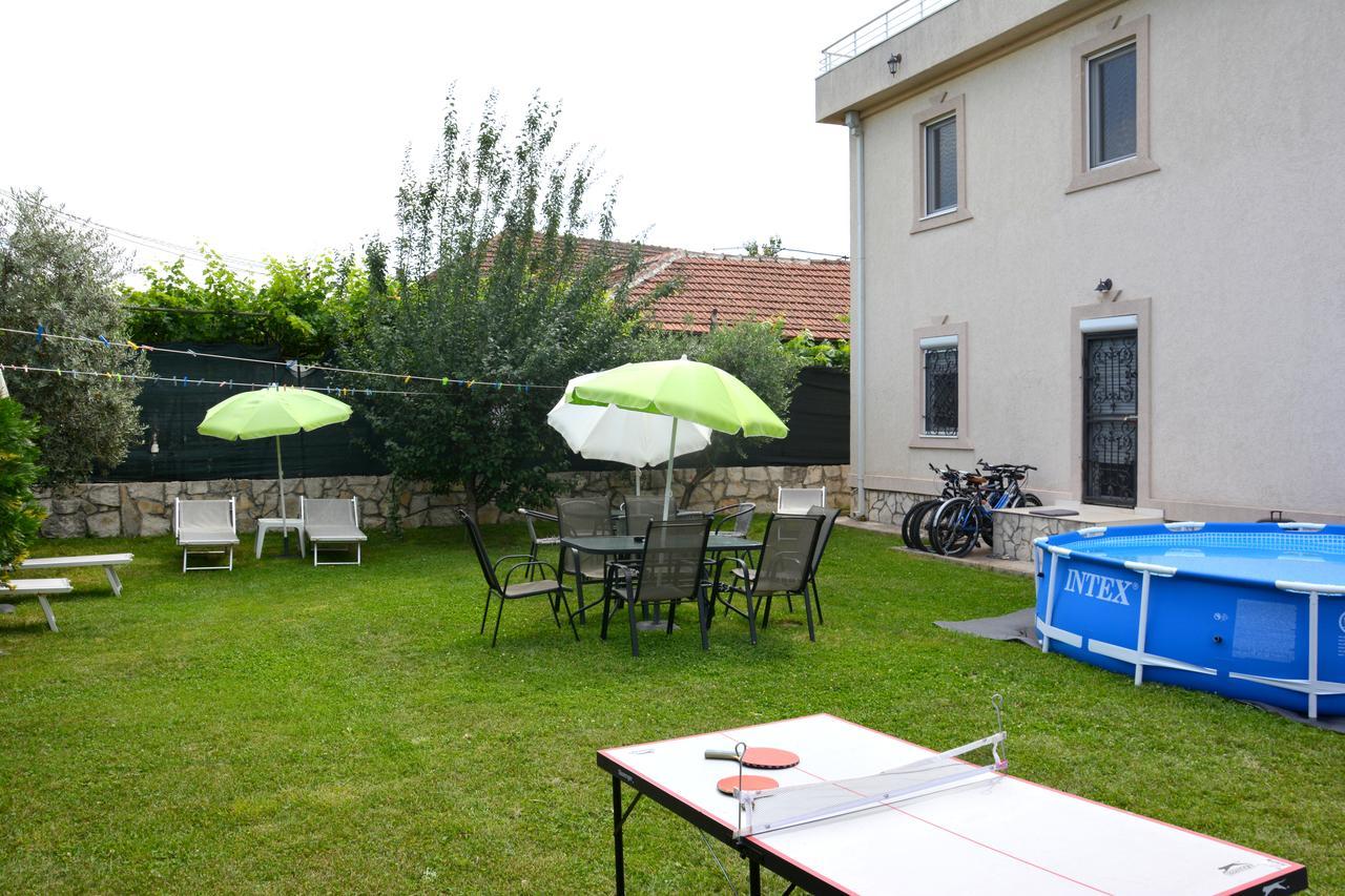 Montenegro Hostel B&B Podgorica Ngoại thất bức ảnh