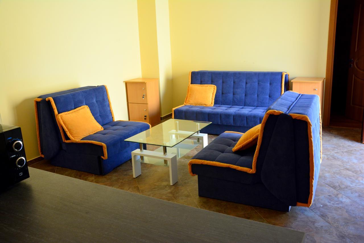 Montenegro Hostel B&B Podgorica Ngoại thất bức ảnh