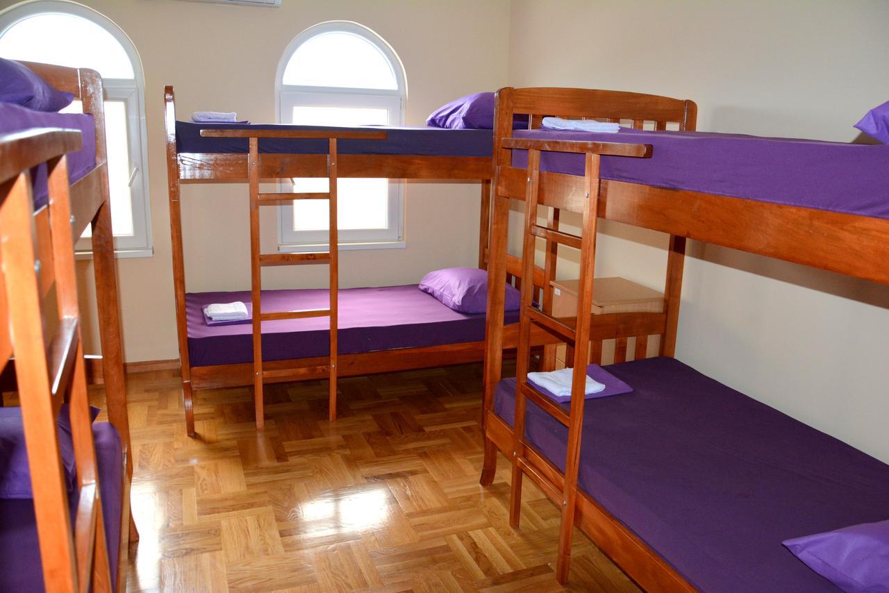 Montenegro Hostel B&B Podgorica Ngoại thất bức ảnh