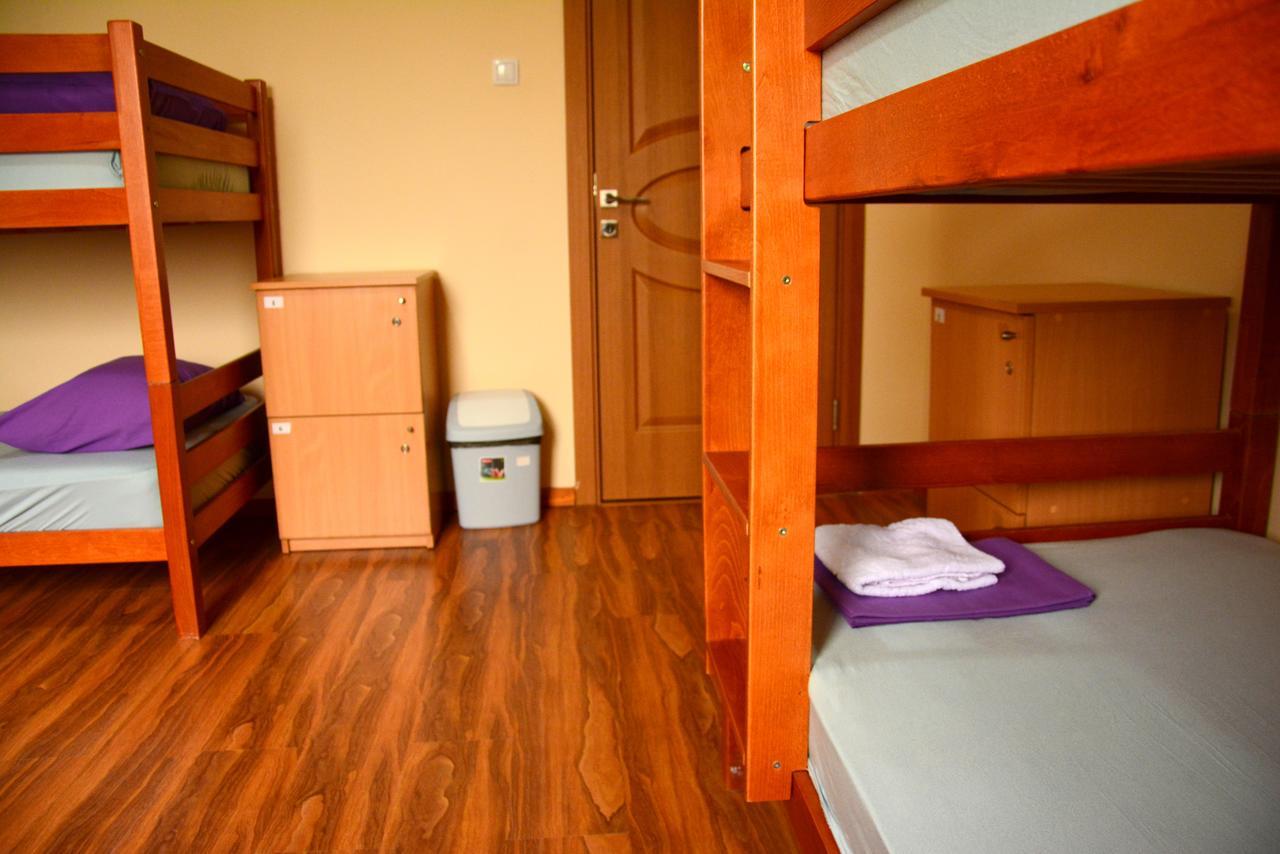 Montenegro Hostel B&B Podgorica Ngoại thất bức ảnh